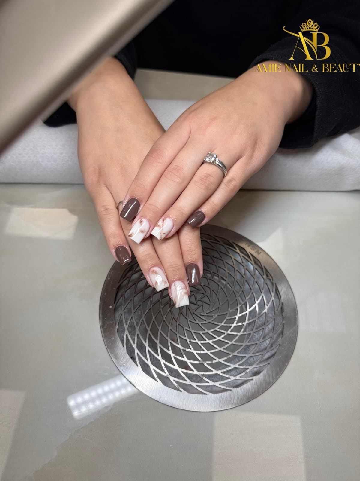 Amie Nails & Beauty