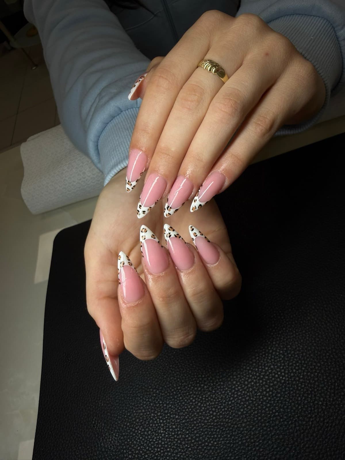 Amie Nails & Beauty